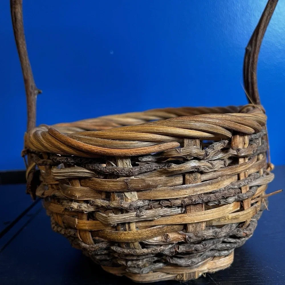 VTG Hand Woven Basket Twisted Root Twig Branch Crooked Handle